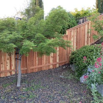 Horizon Fence & Custom Gates - Another 40' or so of board on board fencing with decorative trim piece and cap. Notice how they stepped it up with the elevation change. - Fences & Gates Near Me - Orangevale, California Horizon Fence & Custom Gates - Another 40' or so of board on board fencing with decorative trim piece and cap. Notice how they stepped it up with the elevation change. - Fences & Gates Near Me - Orangevale, California