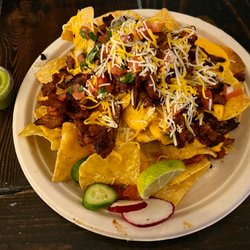 Tacos Y Fruta Juquila - Nachos pastor