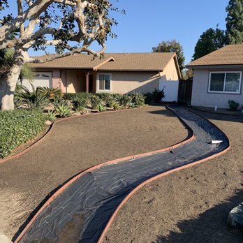 Franco's Landscaping - Transform your landscape to an xeriscape! Conserve water, reduce maintenance, and enjoy a beautiful, eco-friendly yard. Contact us today - Landscaping Near Me Franco's Landscaping - Transform your landscape to an xeriscape! Conserve water, reduce maintenance, and enjoy a beautiful, eco-friendly yard. Contact us today - Landscaping Near Me