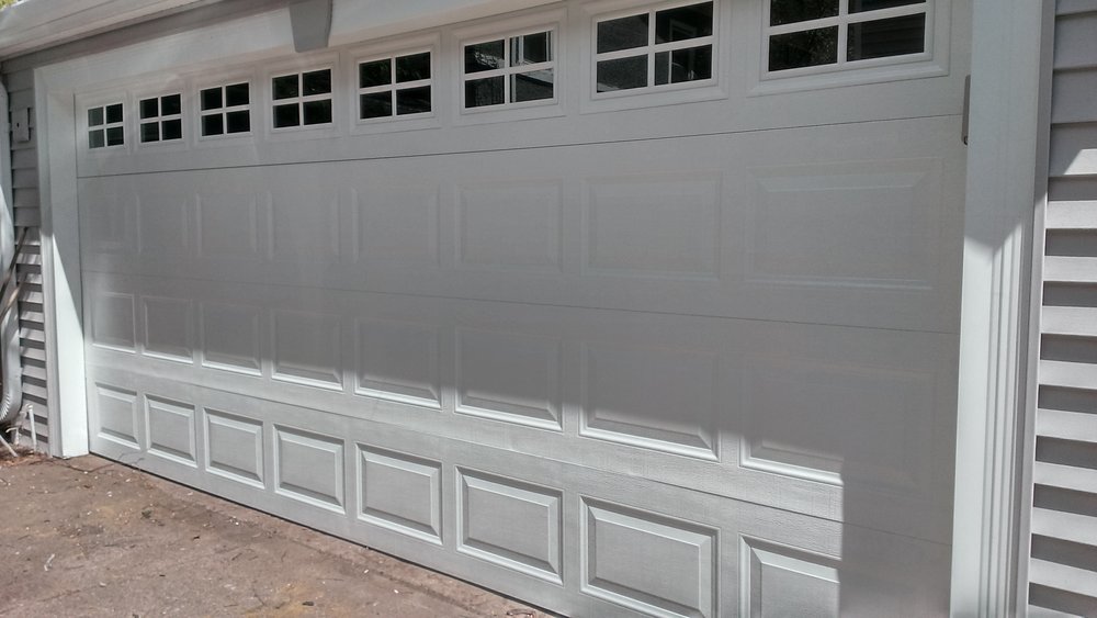 Garage Door Pros - Garage Door Contractor in Des Moines, IA