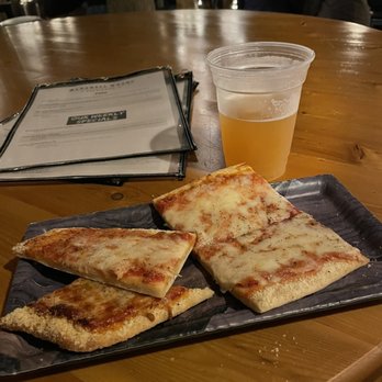 Marshall Wharf Brewing Company - Cheese pizza and a New England IPA - Breweries Near Me - Belfast, Maine Marshall Wharf Brewing Company - Cheese pizza and a New England IPA - Breweries Near Me - Belfast, Maine