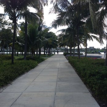 South Pointe Park - Parks Near Me - Miami Beach, Florida South Pointe Park - Parks Near Me - Miami Beach, Florida
