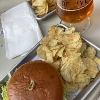 Derive Brewing - Smash Smashed Burger - Breweries Near Me - Columbus, Ohio