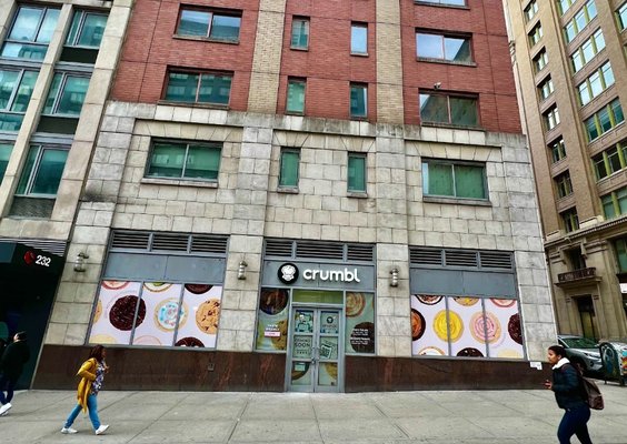 Crumbl - Chelsea by null