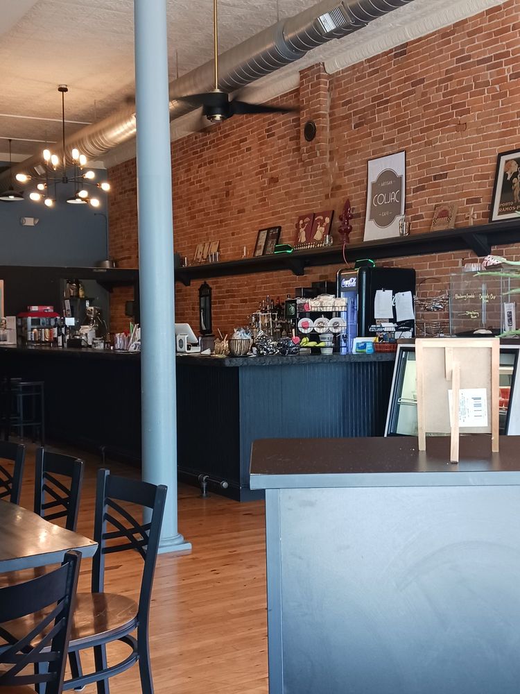 Coljac Artisan Cafe Logo