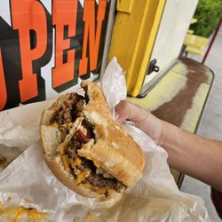 Double chili burger