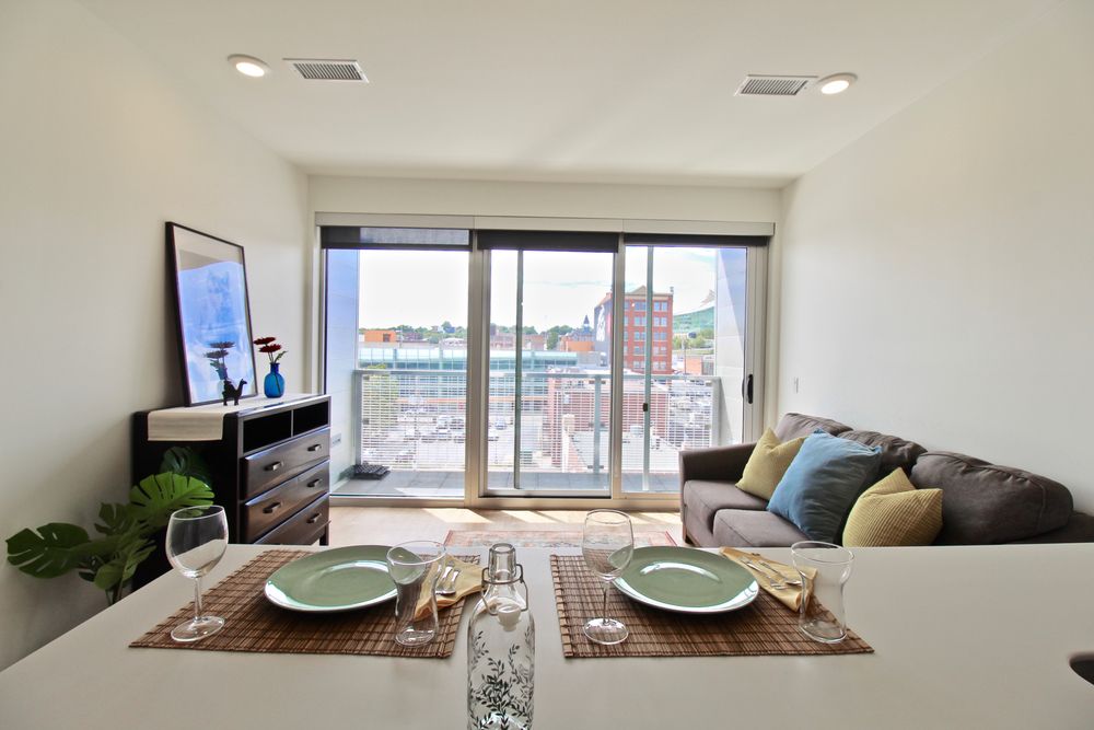 TERRACE ON WALNUT Updated September 2024 1721 Walnut St, Kansas