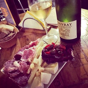Le Volpi e l'Uva - Mixed meat and cheese platter and glass of 20 year old wine, tasty! - Beer, Wine & Spirits Near Me - Florence, FI Le Volpi e l'Uva - Mixed meat and cheese platter and glass of 20 year old wine, tasty! - Beer, Wine & Spirits Near Me - Florence, FI