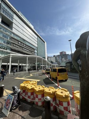 Yokohama Station by null