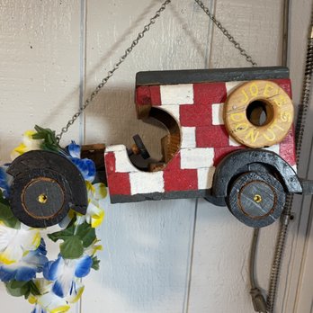 Joe's Donut Shop - Birdhouse - Donuts Near Me - Sandy, Oregon Joe's Donut Shop - Birdhouse - Donuts Near Me - Sandy, Oregon