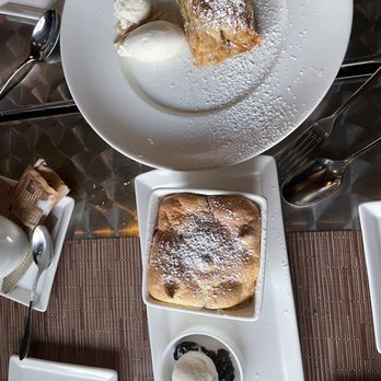 Naschmarkt - Campbell - Vanilla bean soufflé & Apple strudel - Austrian Near Me - Campbell, California