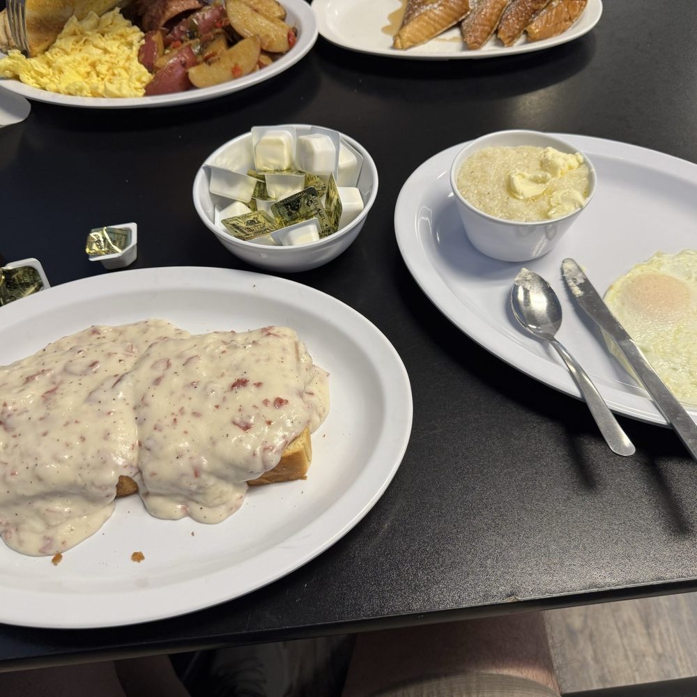 Papa's Place - Southern Near Me - Dawsonville, Georgia