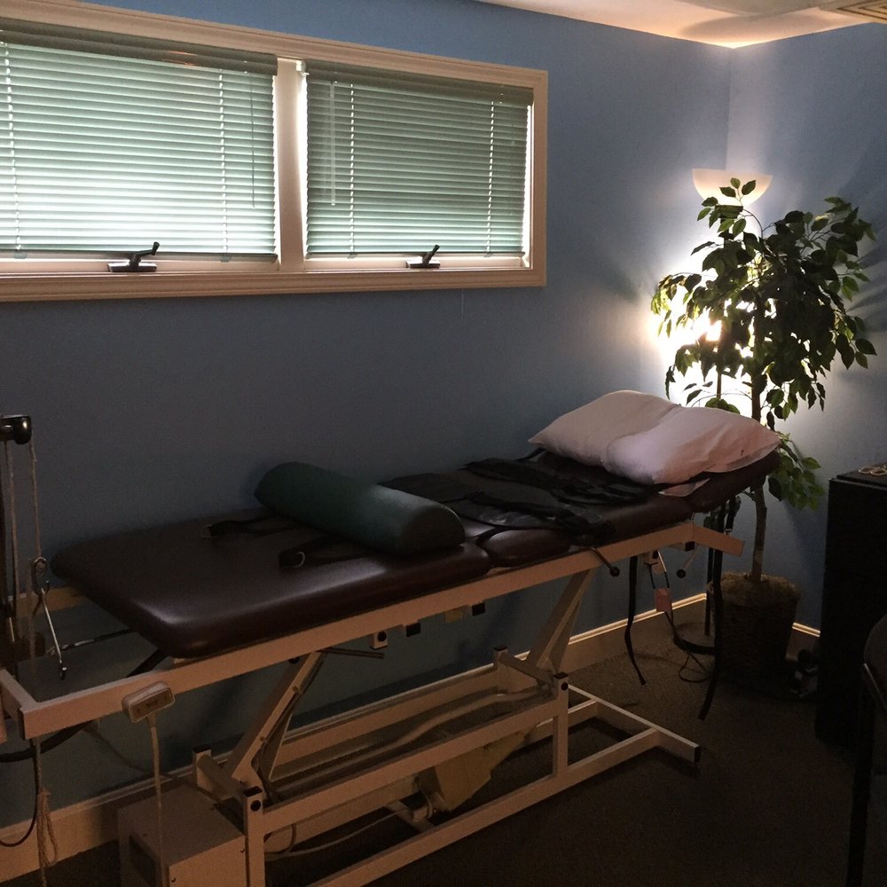 Warren Chiropractic Clinic - Chiropractors Near Me - Warren, Ohio Warren Chiropractic Clinic - Chiropractors Near Me - Warren, Ohio