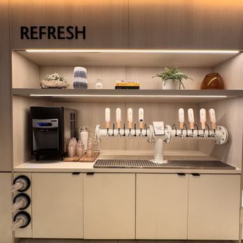 Capital One Lounge - Healthy juice options... - Airport Lounges Near Me - Dulles, Virginia