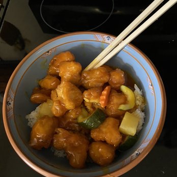Ocean City Restaurant - Sweet & Sour Chicken - Chinese Near Me - Pontiac, Michigan Ocean City Restaurant - Sweet & Sour Chicken - Chinese Near Me - Pontiac, Michigan