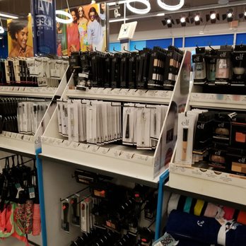 Old Navy - Need makeup? They've got you covered! - Men's Clothing Near Me - Corona, California