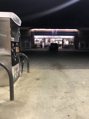 7-Eleven by null