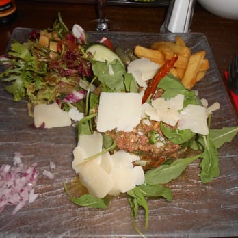 Le Grenier d'Elvire - Tartare à l'italienne - International Near Me - Ixelles, BRU Le Grenier d'Elvire - Tartare à l'italienne - International Near Me - Ixelles, BRU