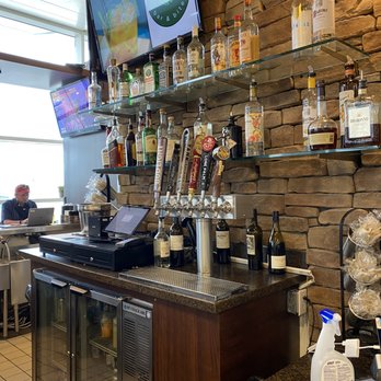 Farm Airs Bar & Bites - Cocktail Bars Near Me - Orlando, Florida