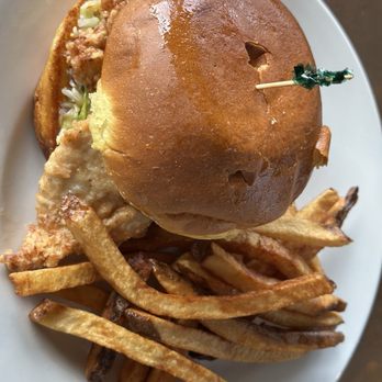 Trinks - Fried chicken burger - Coffee & Tea Near Me - Gualala, California