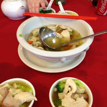 Crystal Dynasty Chinese Restaurant - Wonton soup - Chinese Near Me - Hamilton, Ontario