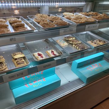 Flake Pie Co. - Pie display case - Desserts Near Me - South Jordan, Utah