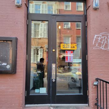 Edith's - outside - Sandwiches Near Me - New York, New York