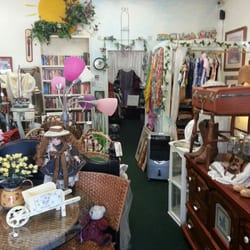Little Red Thrift Shoppe - Awesome picture of "The Red Thrift Shoppe"..