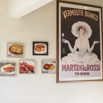 Sorrento Pizza - Inside - Pizza Near Me - Chicago, Illinois Sorrento Pizza - Inside - Pizza Near Me - Chicago, Illinois