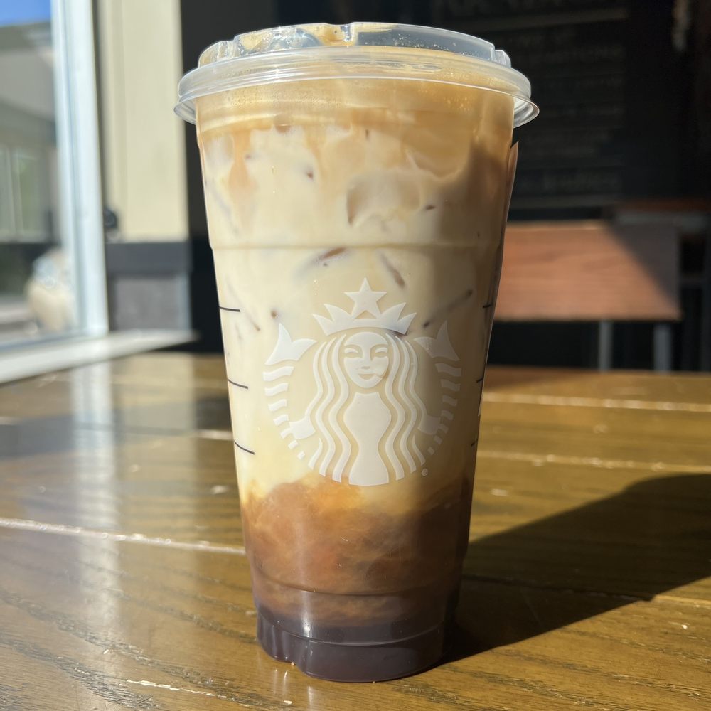Starbucks - Iced toasted vanilla oat shaken espresso, venti - Coffee & Tea Near Me - Scarborough, Ontario