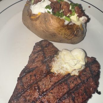 Saltgrass Steak House - 8 oz sirloin and Baked Potato - Steakhouses Near Me - Orlando, Florida Saltgrass Steak House - 8 oz sirloin and Baked Potato - Steakhouses Near Me - Orlando, Florida