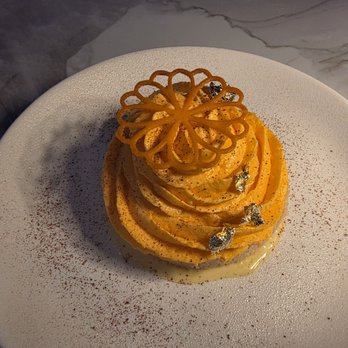 Aangan Toronto - Ghewar (dessert) - Indian Near Me - Toronto, Ontario Aangan Toronto - Ghewar (dessert) - Indian Near Me - Toronto, Ontario