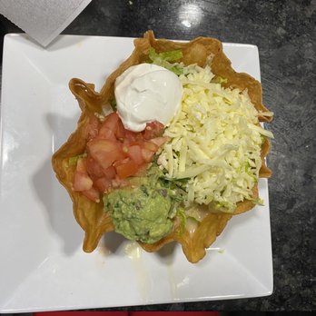 Chapo’s Tequilas & Grill - Taco salad with chix - Mexican Near Me - Tifton, Georgia