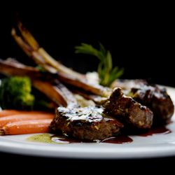 Stella - Lamb shank