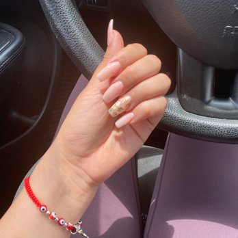 Mindy Nails Bar - Dip nails by kelly! I love them - Nail Salons Near Me - Whittier, California
