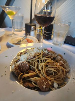 Al dente Trattoria by null