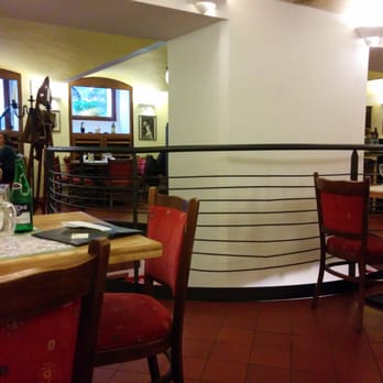 Pivo & Basilico - Italian Near Me - Prague, Puerto Rico