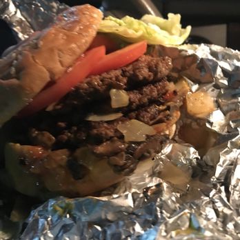 Five Guys - Triple burger with extra tomatoes and mushrooms - Burgers Near Me - Reno, Nevada Five Guys - Triple burger with extra tomatoes and mushrooms - Burgers Near Me - Reno, Nevada
