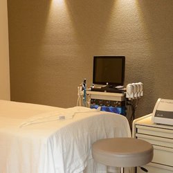 Coastal Dermatology & Medspa - Treatment bed at Coastal Dermatology