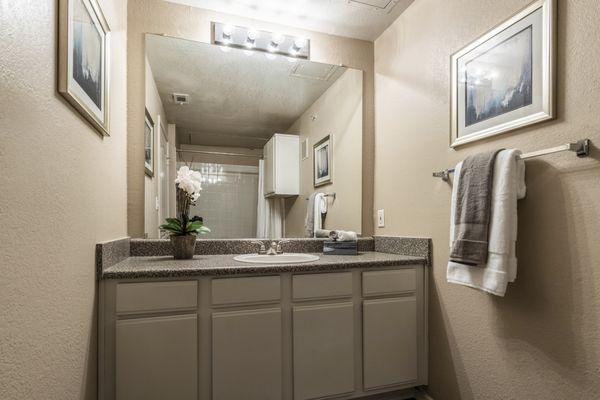 Grand Venetian by null