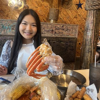 Storming Crab - Homestead - Seafood Near Me - Homestead, Pennsylvania Storming Crab - Homestead - Seafood Near Me - Homestead, Pennsylvania