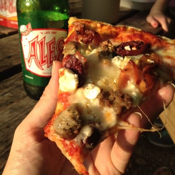 Miguel's Pizza - Perfect crust, fresh, unique toppings. Great atmosphere, super fun place. Family friendly, dog friendly, wallet friendly - Pizza Near Me - Slade, Kentucky