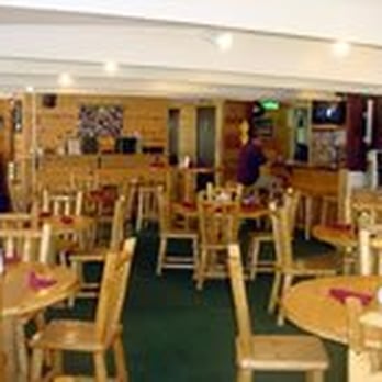 Basecamp at Snowbowl - Dining Room - Ski Resorts Near Me - Flagstaff, Arizona