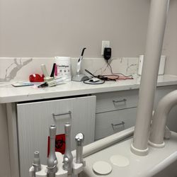 Jebrini Nihad DDS - Inside the room. Always very clean.