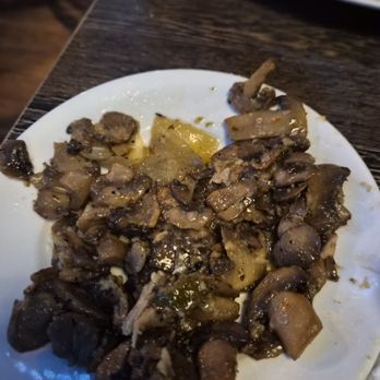 Tipsters Village Pub - The mushrooms I picked off of my entree with no mushrooms...I could not get them all..But the chicken was raw so I threw it out.. - Pubs Near Me - North Riverside, Illinois