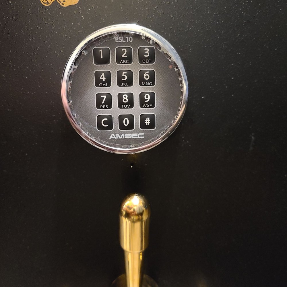 Texas Safe & Lock - New Amsec XL10 digital keypad lock. - Keys & Locksmiths Near Me - Plano, Texas Texas Safe & Lock - New Amsec XL10 digital keypad lock. - Keys & Locksmiths Near Me - Plano, Texas