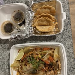 Thai Express - Dumplings with extra dumpling sauce