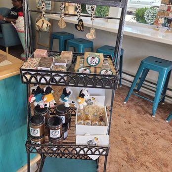 Clever Cow Creamery - Desserts Near Me - Eastsound, Washington Clever Cow Creamery - Desserts Near Me - Eastsound, Washington