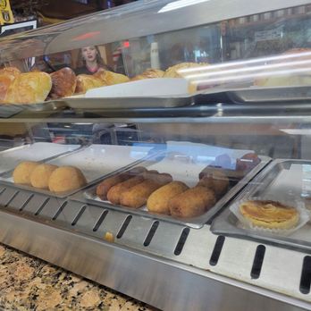 Cafe & Bakery 2000 - Bakeries Near Me - Deerfield Beach, Florida Cafe & Bakery 2000 - Bakeries Near Me - Deerfield Beach, Florida