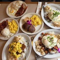 Meat N Eggs, Lechon Kawali Moco, Loco Moco Meat N Eggs, Lechon Kawali Moco, Loco Moco